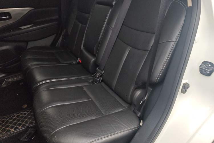 Used Nissan Murano 2017 2.5L XL Two-Wheel Drive Smart Edition
