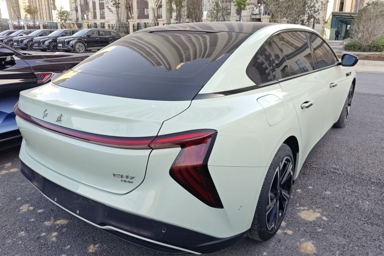 Used Hongqi EH7 2024 760 Pro+ Four-Wheel Drive Version
