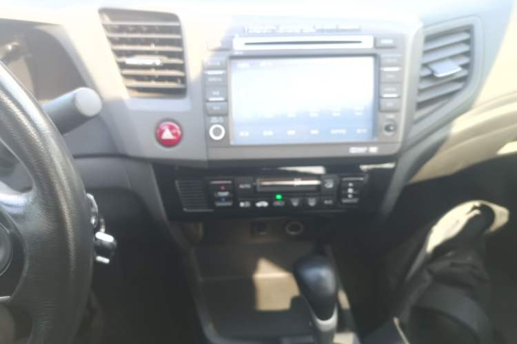 Used Honda Civic 2013 10th Anniversary 1.8L Automatic Luxury Edition Audio And AC Panel