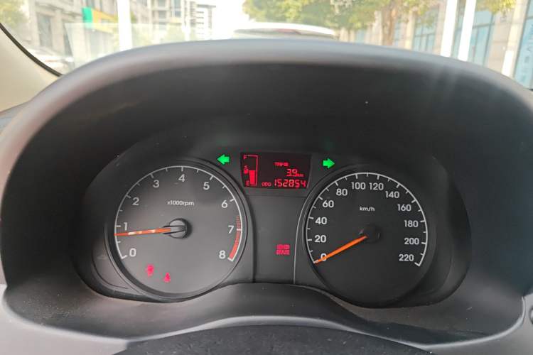 Used Hyundai Verna (older generation) 2014 1.4L Manual Fashion GS Model
