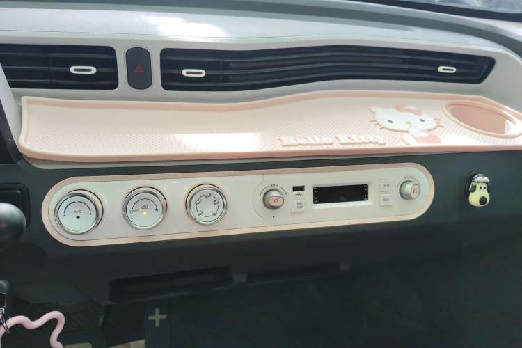 Used Wuling Hongguang MINIEV 2021 Macaron Premium Model – Lithium Iron Phosphate
