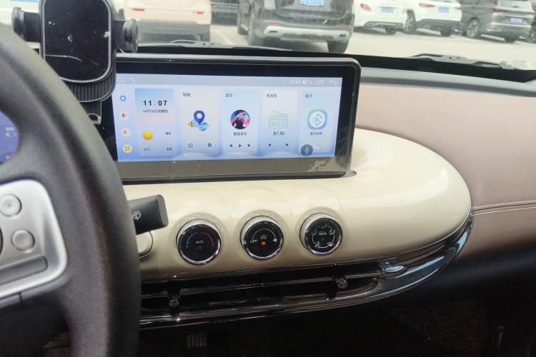 Used Wuling Bingo 2023 333km Enjoy+ Version Audio And AC Panel