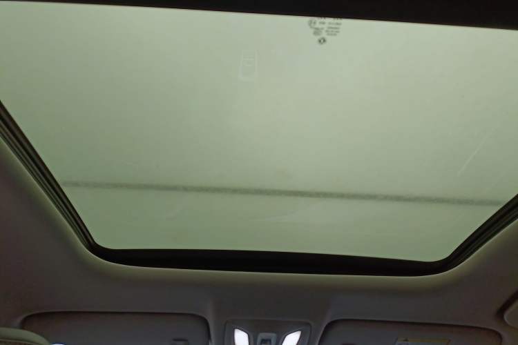 Used Dongfeng Aeolus Huge 2022 Mach Dual-Motor 1.5T MHD Dare-to-Dream Edition