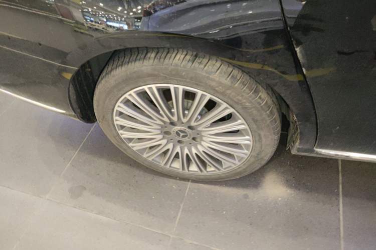 Used Mercedes-Benz E-Class 2020 Facelift E 300 L Stylish Edition