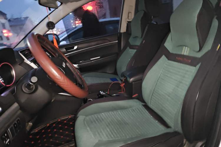 Used Haval M6 2017 1.5T Manual Two-Wheel Drive Elite Model
