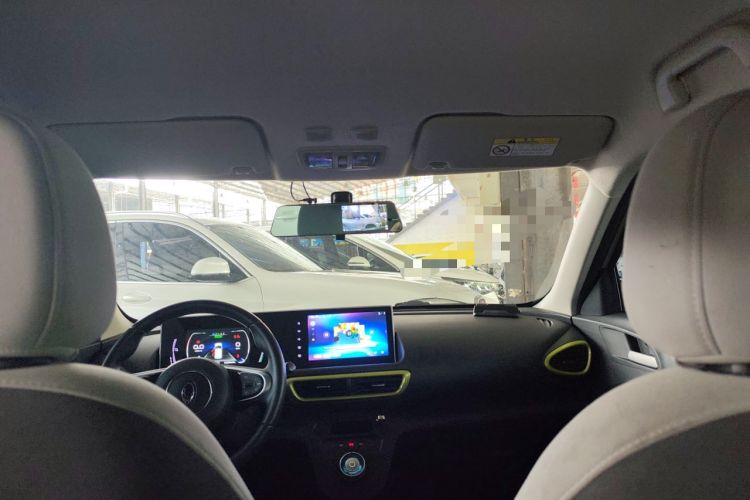 Used ORA White Cat 2022 Upgraded Model 305km Range Luxury Version Lithium-Ion Battery