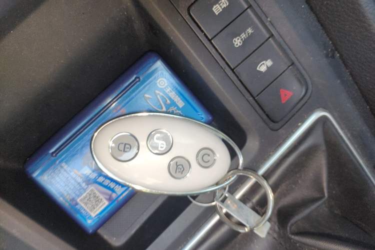 Used BYD Song MAX 2019 1.5T Manual Smart Connect Ruiyi Sunroof Model 6 Seats China VI Standard
