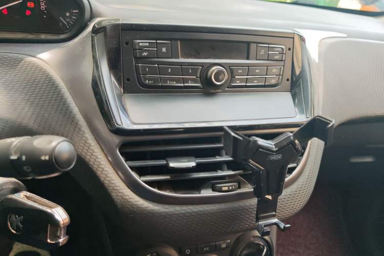 Used Peugeot 2008 2014 1.6L Automatic Trend Edition