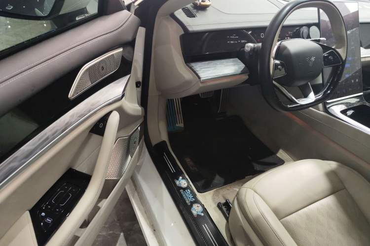 Used NETA S 2022 Extended-Range Version 1160 km Range Rear-Wheel-Drive Compact Edition