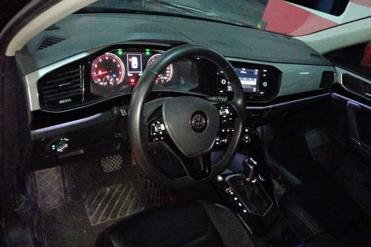 Used Volkswagen Tayron 2019 330TSI Two-Wheel Drive Luxury Model China VI Standard