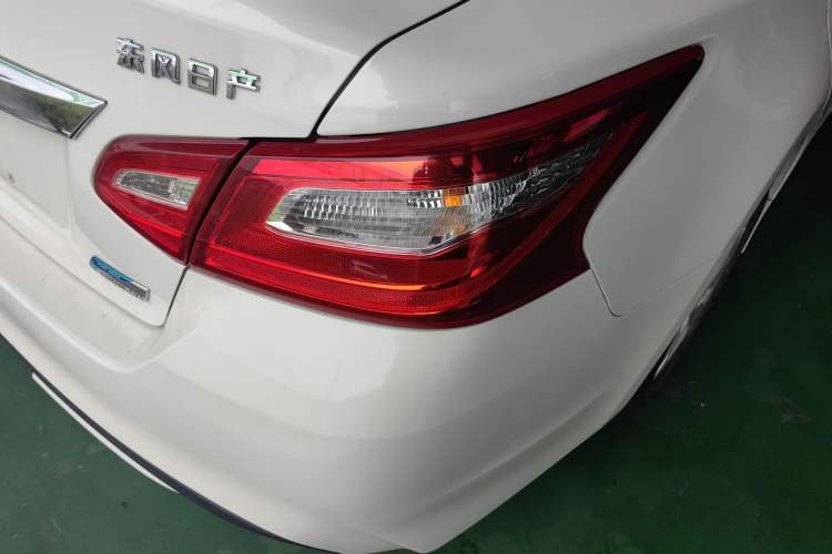 Used Nissan Teana 2016 Revised Version 2.0L XL Comfort Edition Right Rear Taillight