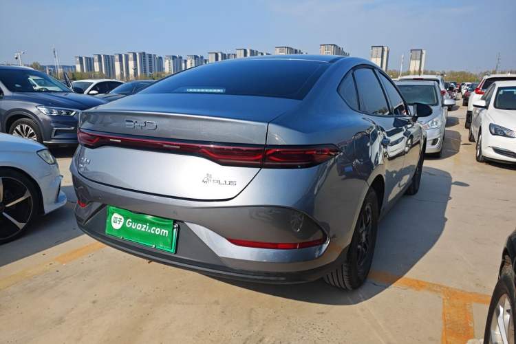 Used BYD Qin PLUS 2025 DM-i Smart Drive 55KM Leading Model
