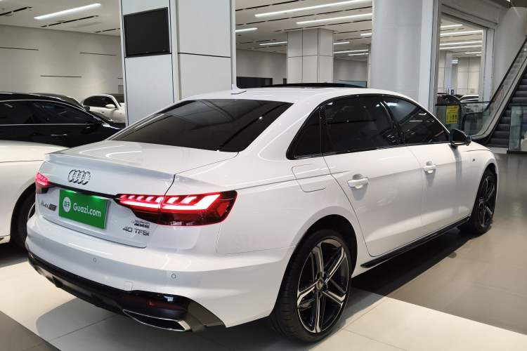 Used Audi A4L 2025 2 Million Units Enjoyment Version 40 TFSI Luxury Dynamic Edition Rear Right 45 Deg