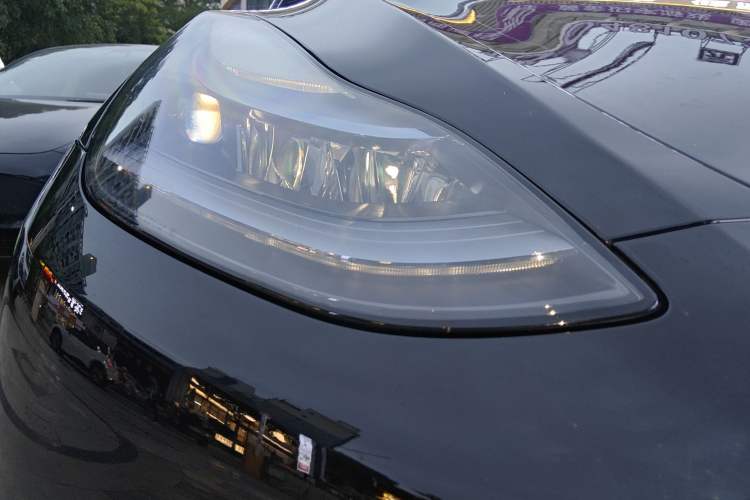 Used Tesla Model Y 2022 Revised Version Rear-Wheel Drive Right Front Headlight