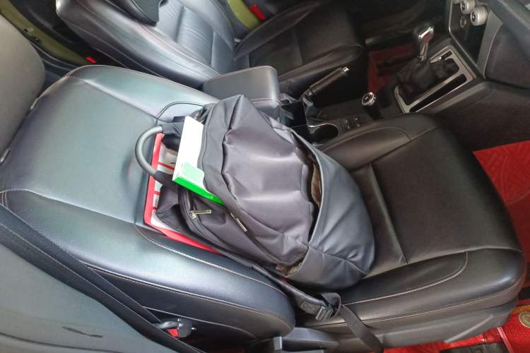 Used BAIC Off-Road BJ40 2016 40L 2.3T Automatic All-Wheel Drive Premium Edition Right Front Seat