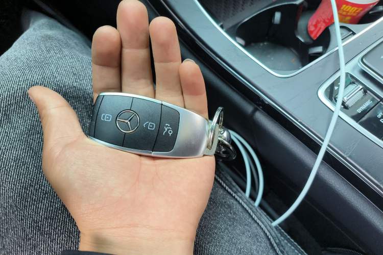 Used Mercedes-Benz C-Class 2019 Restyled C 260 L Sport Edition Vehicle Key