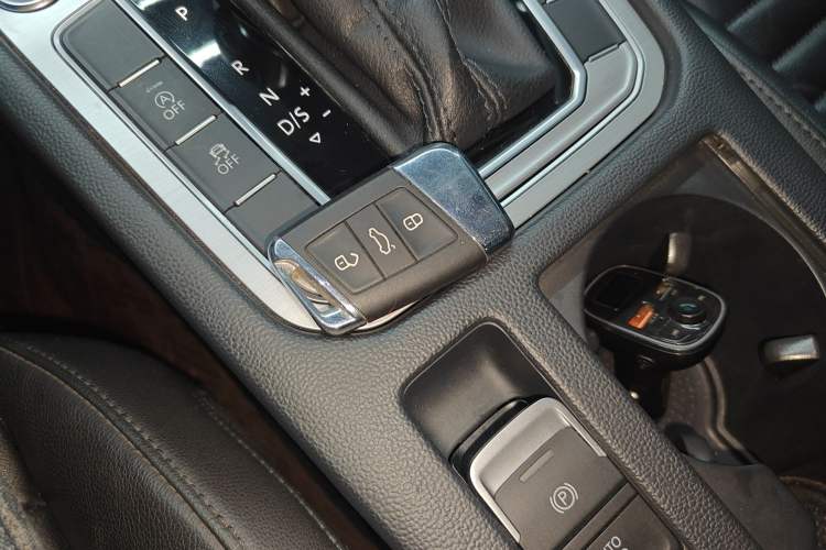 Used Volkswagen Magotan 2018 280TSI DSG Comfort Model Interior 1