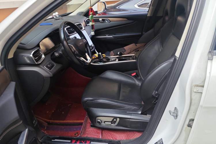 Used Lynk & Co 01 2019 2.0T Two-Wheel-Drive Pro Version China VI Standard
