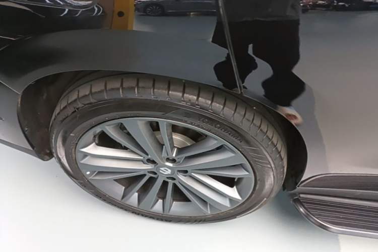 Used Leapmotor C16 2026 Extended-Range 280 LiDAR Zhizun Edition 6 Seats