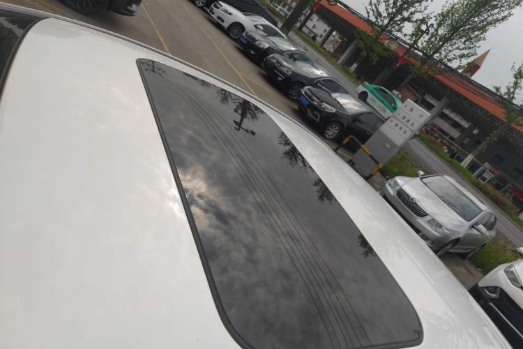 Used Mazda 3 Axela 2022 2.0L Automatic Zhiya Edition Roof