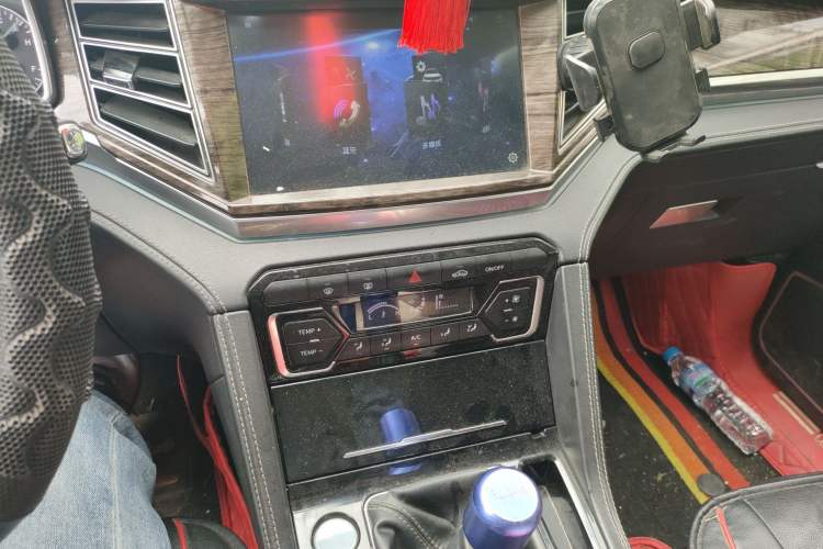 Used Zotye Domy X7 2017 1.8T Manual Luxury Model