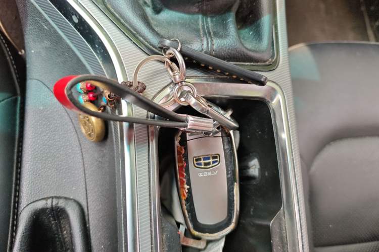 Used Geely Auto Emgrand GL 2018 1.4T Manual Elite Smart Connectivity Version