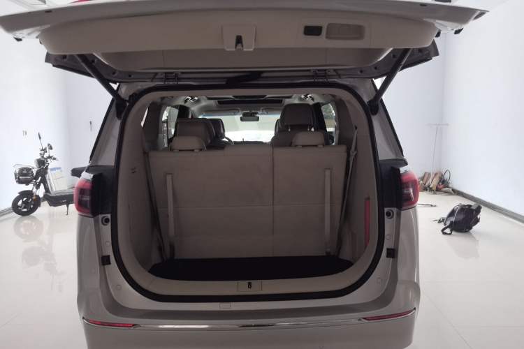 Used Buick GL8 2022 ES Land Cruiser 653T Luxury Model