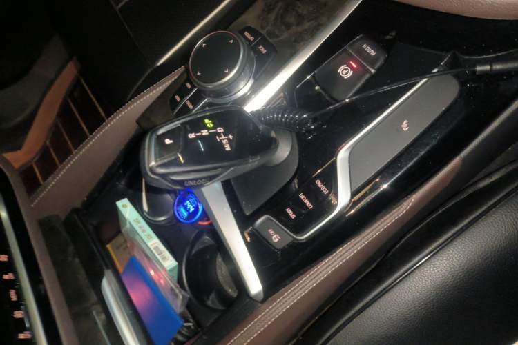 Used BMW 5 Series 2018 525Li M Sport Package Gear Lever