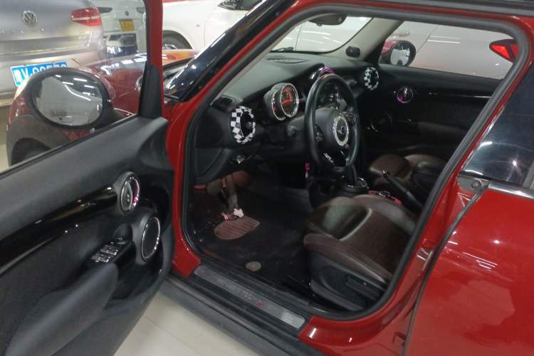 Used MINI MINI 2015 2.0T COOPER S Five-Door Edition