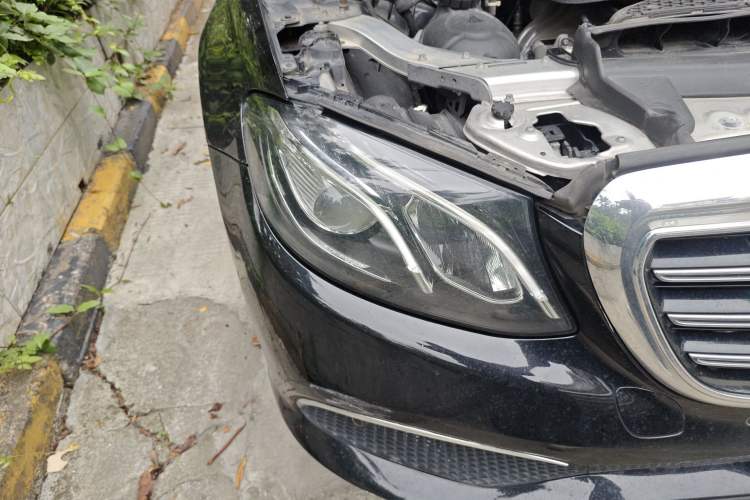 Used Mercedes-Benz E-Class 2020 E 300 L Stylish Model
