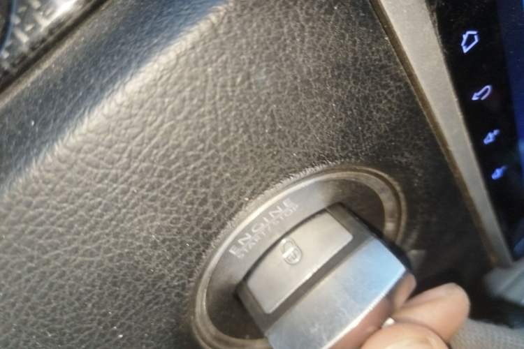 Used Volkswagen Magotan 2013 1.8TSI Luxury Model Vehicle Key