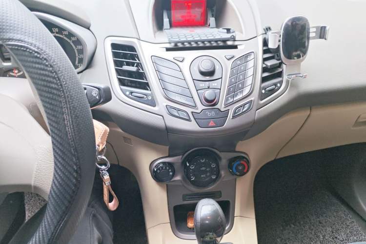 Used Ford Fiesta 2011 Hatchback 1.5L Automatic Fashion Edition