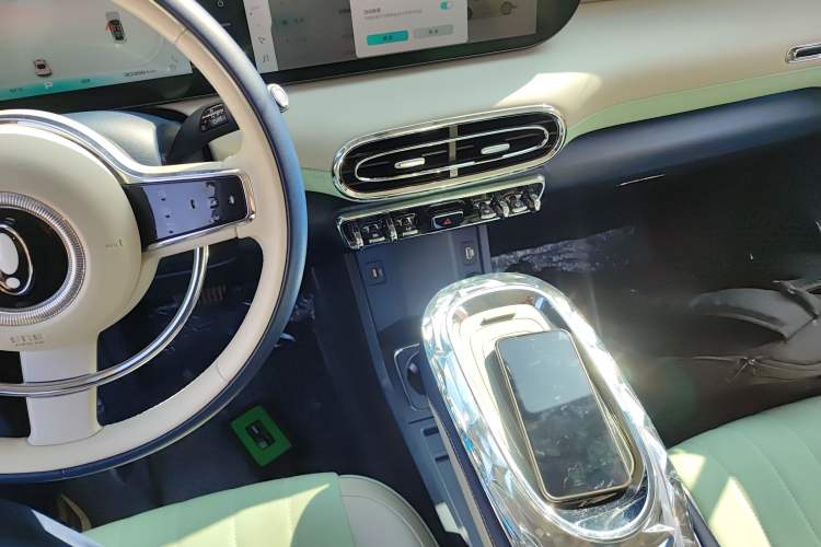 Used ORA Ballet Cat 2022 401 km Alice Edition