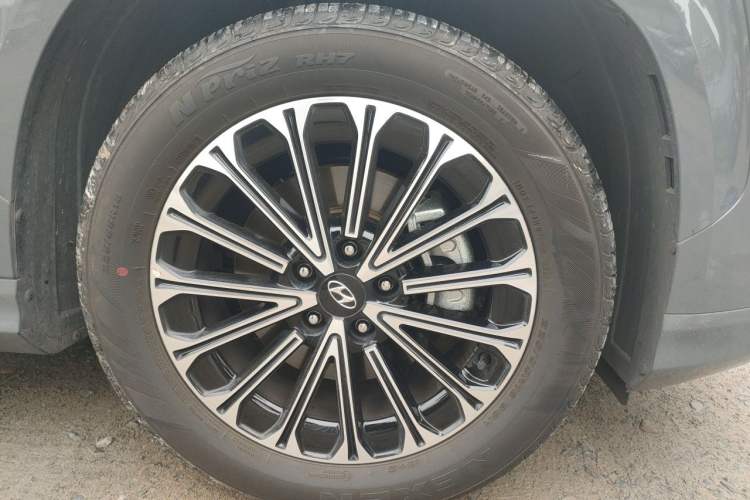Used Hyundai Custo 2024 380TGDi TOP Premium SmartCare Flagship Edition
