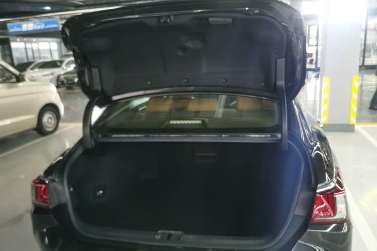 Used Lexus ES 2018 200 Excellence Edition China V Standard
