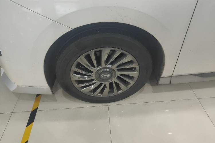 Used GAC Trumpchi M8 2023 Zongshi Series 400T Flagship Edition Exterior 4