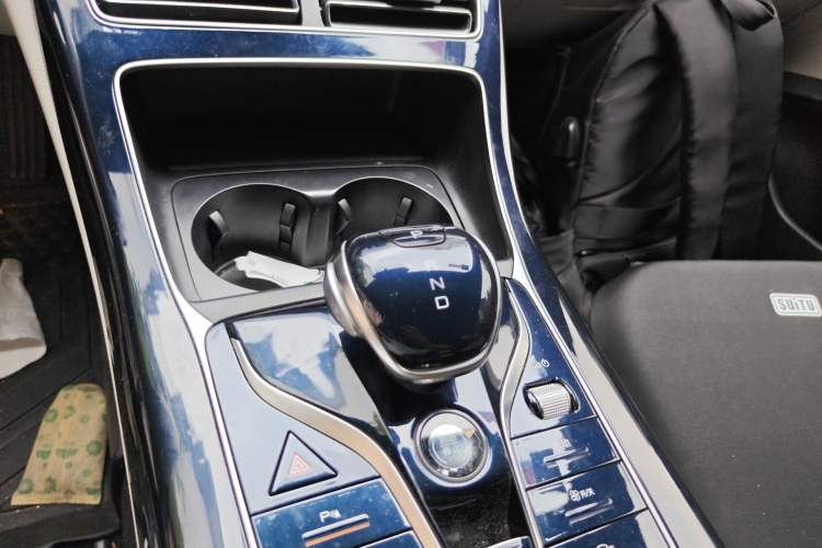 Used BYD Qin PLUS 2021 DM-i 55KM Flagship Model Gear Lever