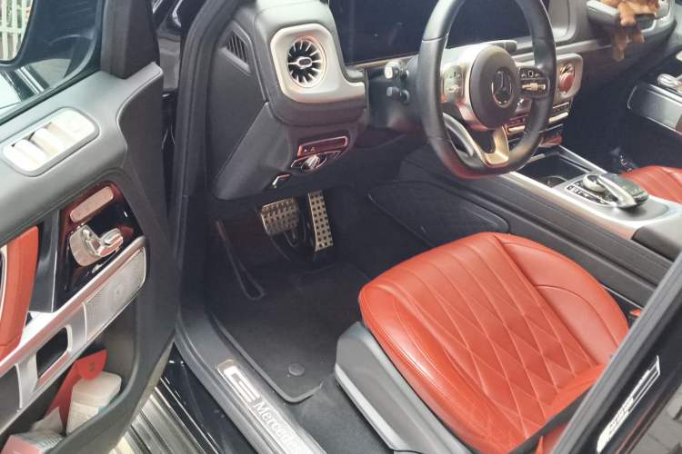 Used Mercedes-Benz G-Class 2022 G 500 Driver Seat