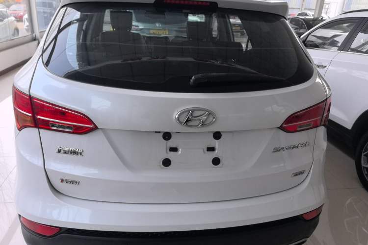 Used Hyundai Santa Fe 2015 2.0T Automatic All-Wheel Drive Smart Version 5 Seats
