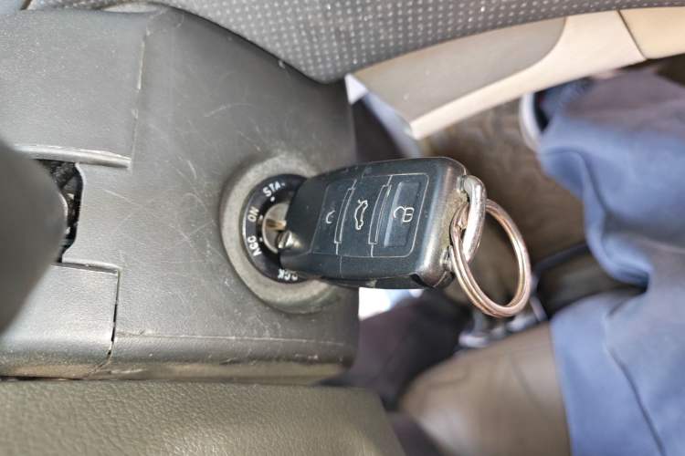 Used Chevrolet Lova 2010 1.4 AT Fashion Edition