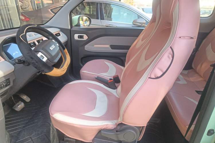 Used Chery QQ Ice Cream 2022 120km Conical Shape Lithium Iron Phosphate