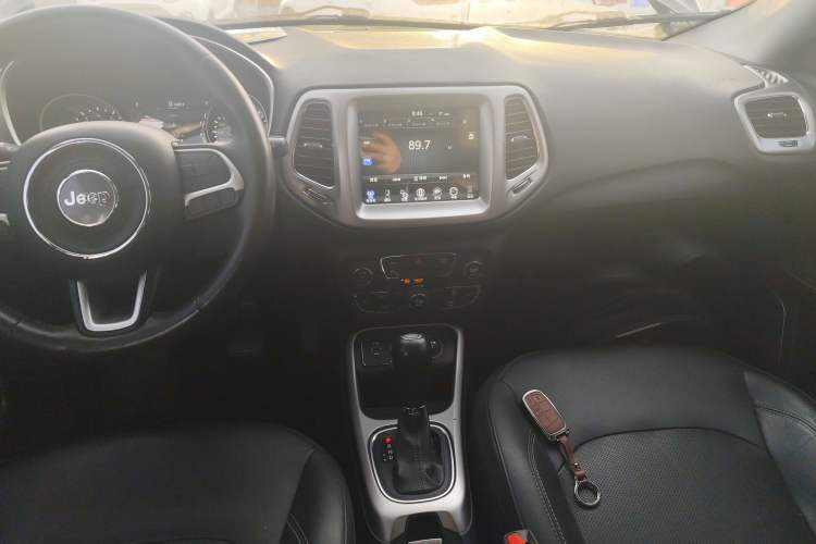 Used Jeep Compass 2017 200T Automatic Family Edition