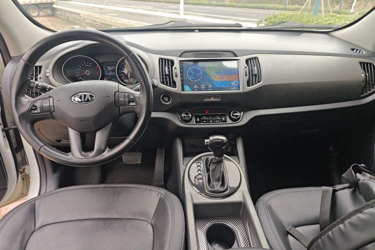 Used Kia Sportage R 2016 2.0L Automatic Two-Wheel Drive GLS Trim