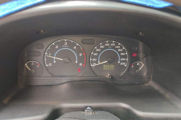 Used JMC Transit 2019 2.8T Commercial Version Short Wheelbase Mid-Roof 6-Seater China VI JX493
