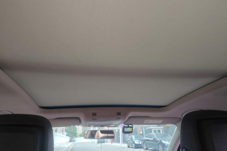 Used Volkswagen Magotan 2018 330TSI DSG Advanced Model Headliner