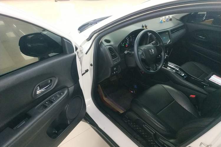 Used Honda Vezel 2020 220 TURBO CVT Elite Edition
