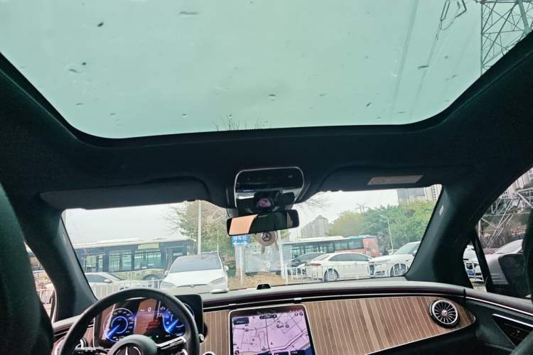 Used Mercedes-Benz EQE SUV 2023 350 4MATIC Pioneer Edition Headliner