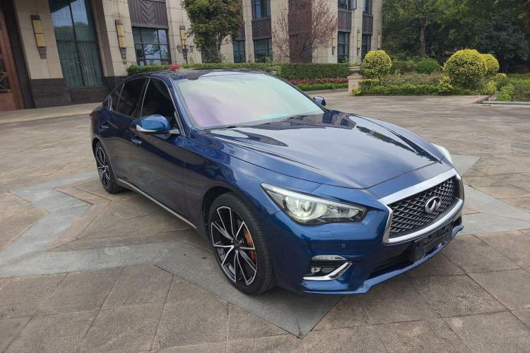 Used Infiniti Q50L 2018 2.0T Enjoyment Version China VI Standard