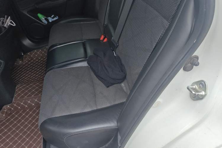 Used Honda Jade 2014 1.8L Automatic Comfort Elite Version 5 Seats Left Rear Seat