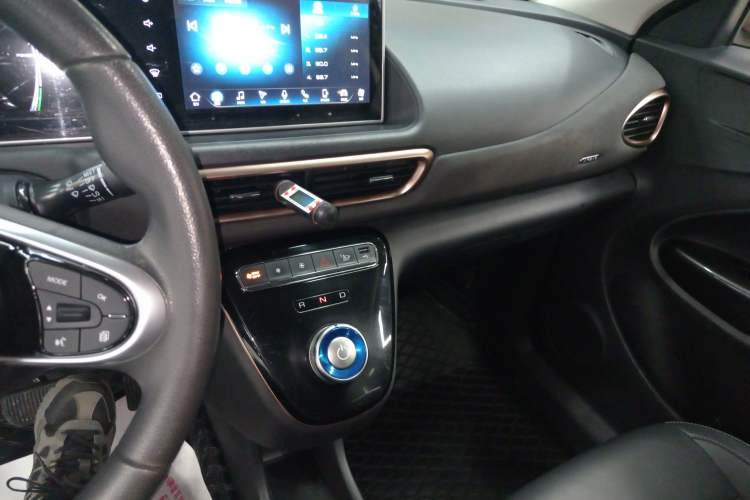 Used ORA White Cat 2022 Xiaoyue Mao Edition 360 km Luxury Model Lithium NMC Audio And AC Panel